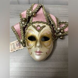 La Maschera del Galeone Venetian Jester Mask Handmade Venice Italy pink & white